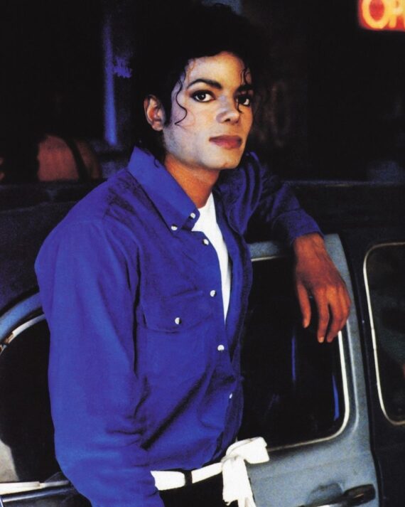 MJ Michael Jackson the Way You Make Me Feel Blue Shirt plus white Tshirt